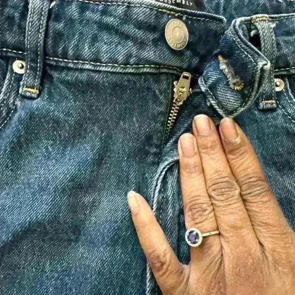 Free Assembly Jean Shorts - Picture 5 of 7